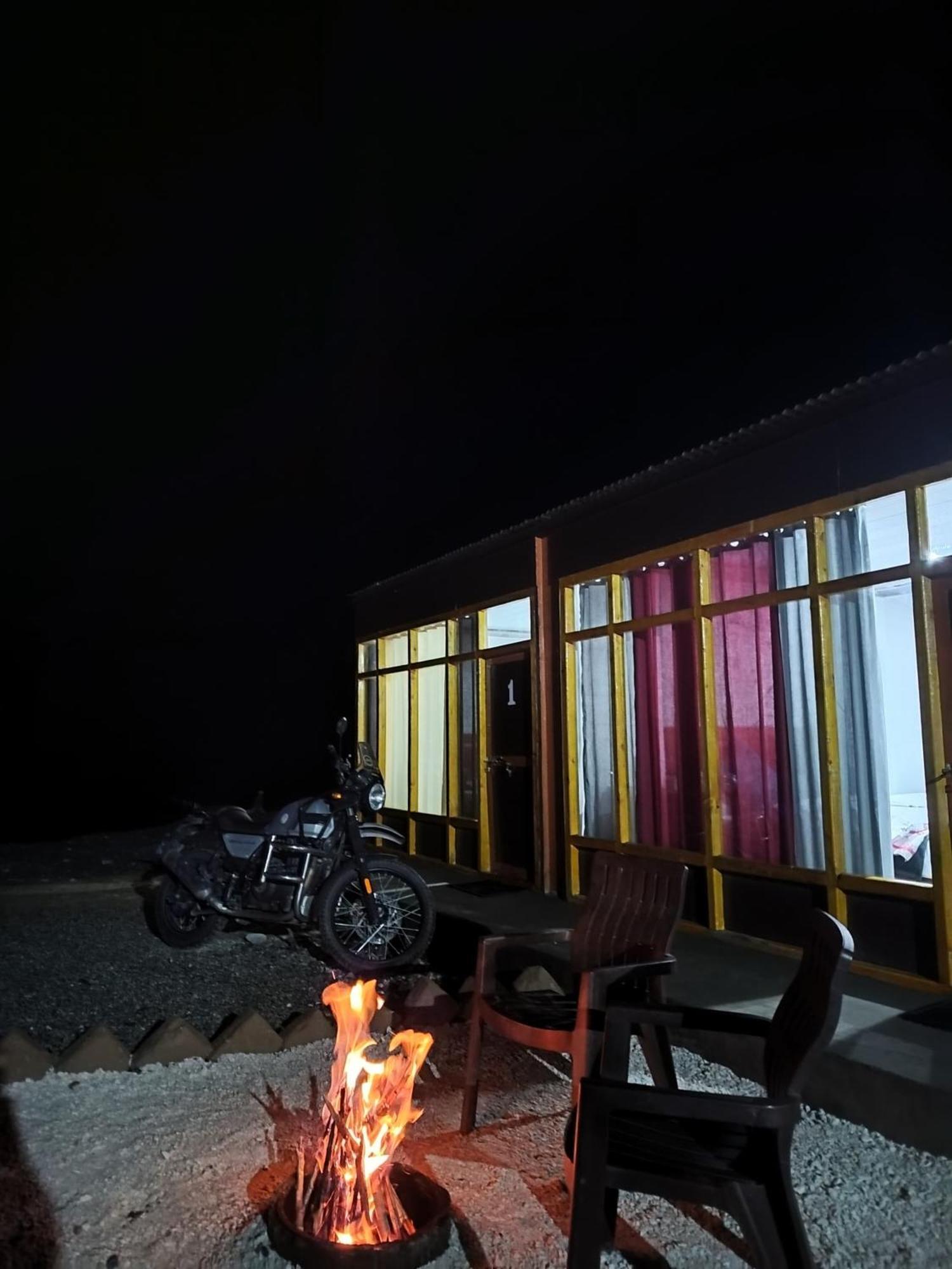 Ibex Spangri Cottage Lukung Екстериор снимка